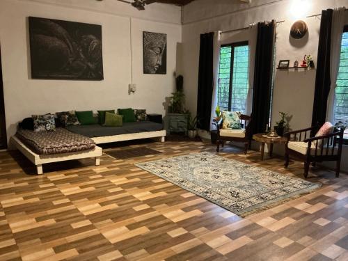 Kosha - Jungle Home in Devrukh