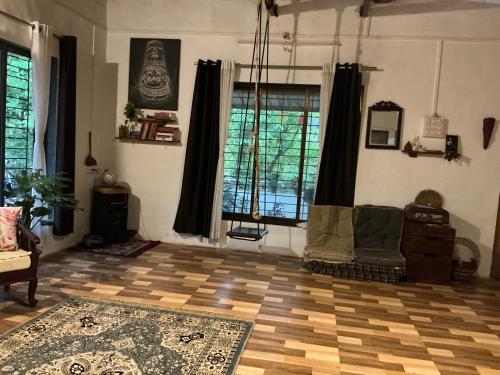 Kosha - Jungle Home in Devrukh