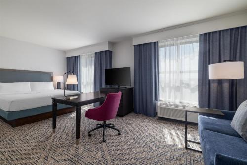 Hampton Inn & Suites - Roanoke-Downtown VA - image 21