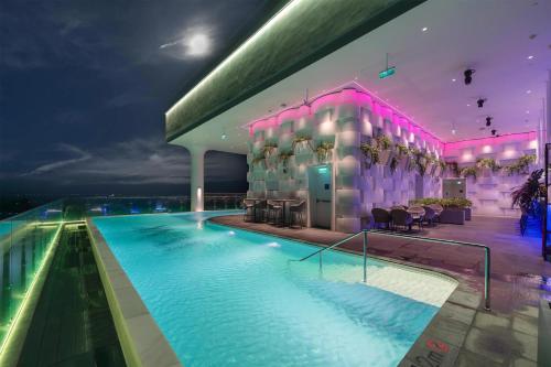 Bar/lounge, Wink Tuy Hoa Beach, Unscripted by Hyatt- 24 hours stay in Tuy Hòa (Phú Yên)