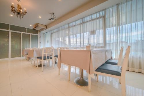 Restaurant, BCP Hotel near Rayong Green Valley Country Club