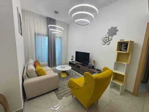 Stylish 1 Bedroom With Amazing View - image 12