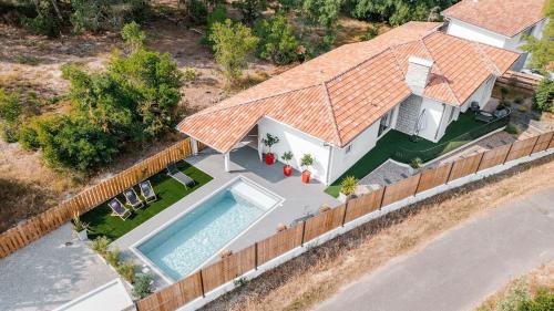 Maison 8p avec piscine proche de la plage