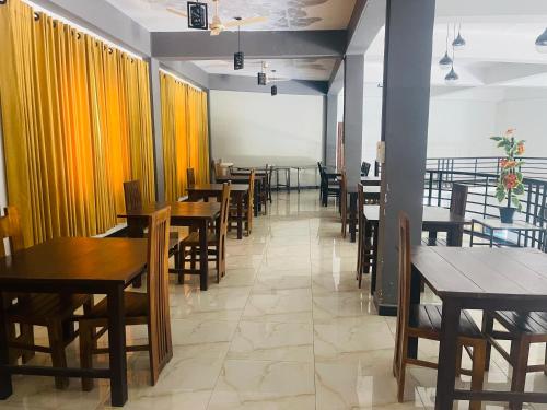 Restaurant, Dream City Hotel in Kilinochchi