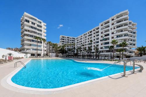 Sunny Vacation Gran Canaria - Near the Beach By Lanzarote Vacation Homes