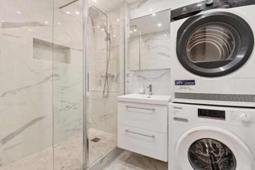 Luxurious Penthouse 4BDR Avenue Malakoff - Arc de Triomphe - image 6