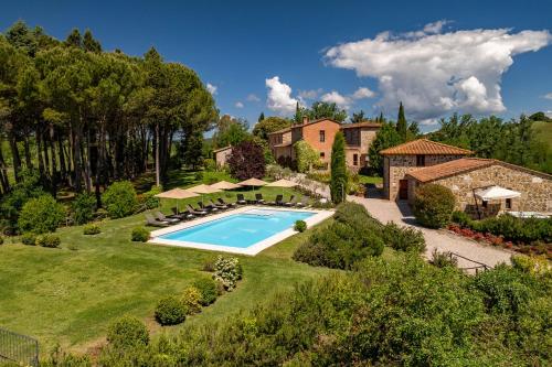 PODERE BELLARIA 18&2, Emma Villas gîte à louer Colonna di Grillo