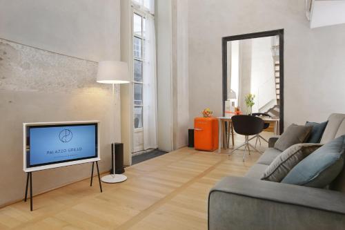 Hotel Palazzo Grillo near Chiesa del Gesù