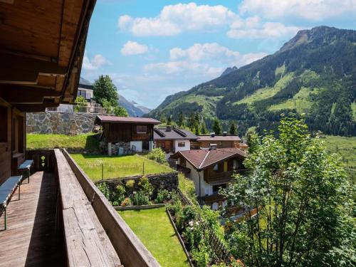 A környék, Apartment in Mayrhofen with a balcony in Brandberg
