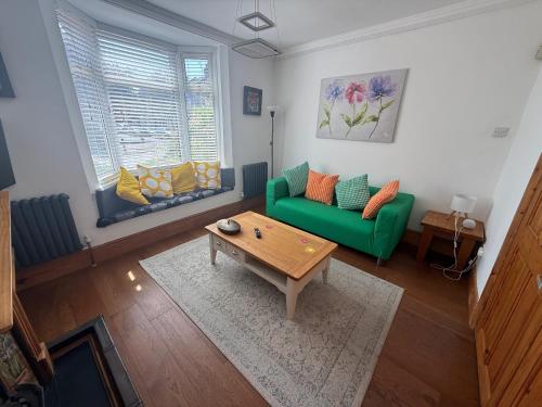 Charming Stratford Hideaway Whole 2 Bedroom House incl Courtyard Garden