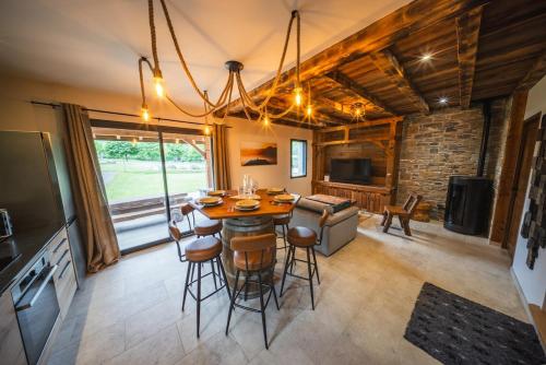 Châlet Haut de Gamme Pyrenees (Chalet Haut de Gamme Pyrenees) in Camparan