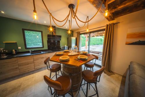 Châlet Haut de Gamme Pyrenees (Chalet Haut de Gamme Pyrenees) in Camparan
