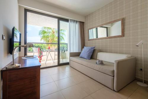 Estival Isla Cristina Room Type - Junior Suite with Pool View Estival Isla Cristina Room Type - Junior Suite with Pool View