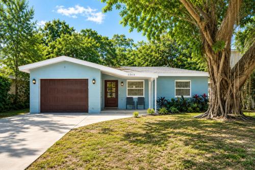 Blue Bayou Private Home - Beach Ready, Patio and BBQ in Bay Pines