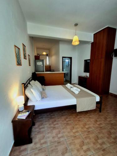 1 queen bed