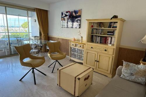 Appartement avec terrasse à 300m de la plage