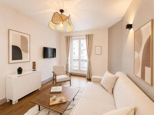 Arc de Triomphe - Prestige apartment with lift for 5