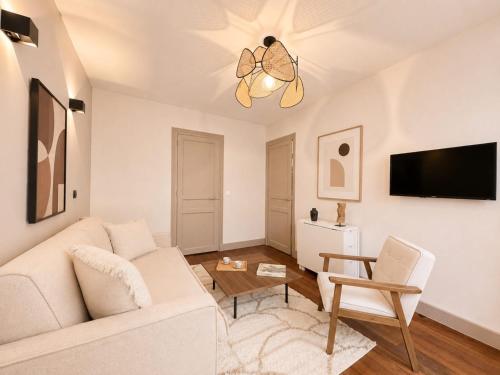 Arc de Triomphe - Prestige apartment with lift for 5 - image 5