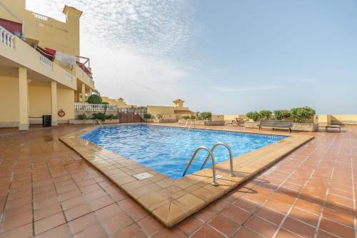 Cozy 2-Bedroom Apartment in Playa de las Amricas