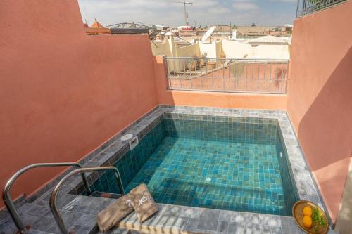 Riad Nakhla 1