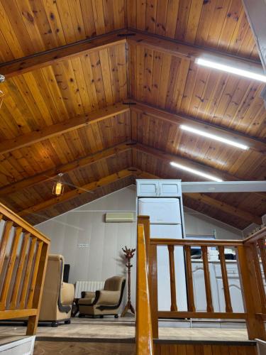 Chalet Duplex N 6 avec piscine in בן אקנון