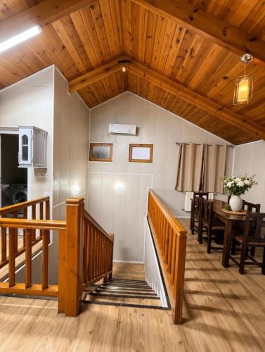Chalet Duplex N 6 avec piscine in בן אקנון