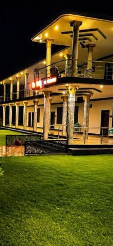 The Comfy By Hotel Mountain Track in Shogran