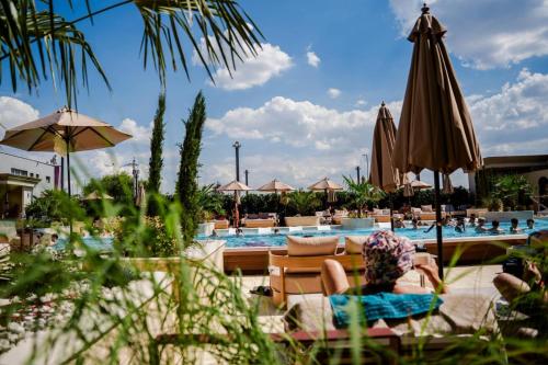 bazen, ibis Styles Arad in Gai
