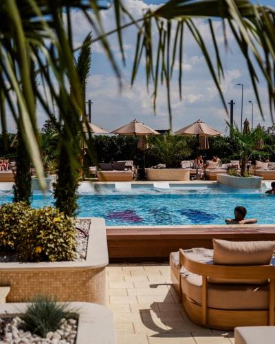bazen, ibis Styles Arad in Gai