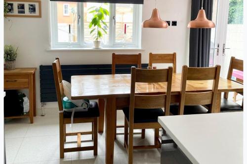 Cosy Family home close to popular beaches in Carnhell Green