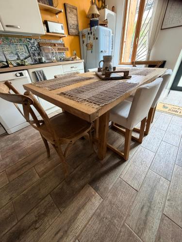 3 chambres d hôte Vigneronne avec Patio (3 chambres d hote Vigneronne avec Patio) in Maureilhan