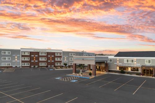 Clarion Hotel Rock Springs-Green River - main image
