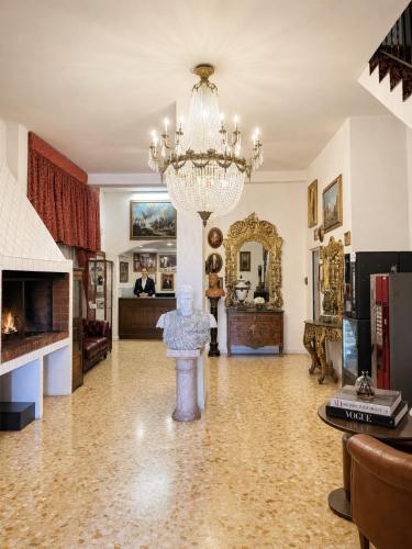 Hotel Chopin in مطار ليوناردو دا فينشي