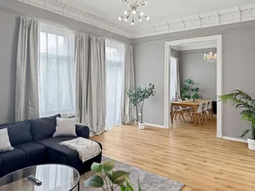 Apartment im Denkmal zentral in Krefeld mit hohen Decken in Krefeld, Deutschland