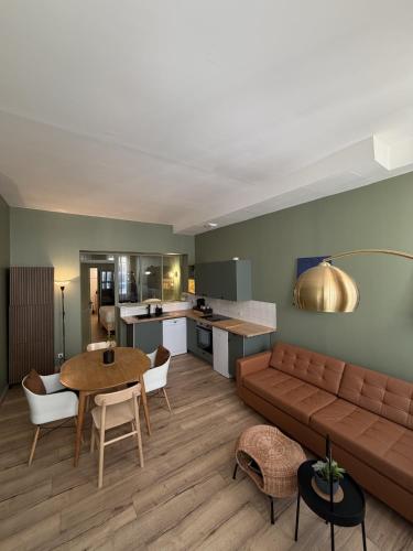 Appartement plein cœur des Chartrons rue calme