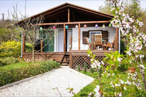 Exterior view, Az erdo melyen, a falu szelen in Balatonalmadi