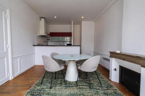 Appartement d'exception avec vue sur le port - image 3