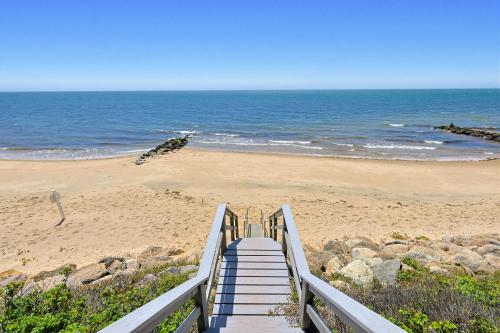 Beach Cottage Steps to the Ocean - image 13
