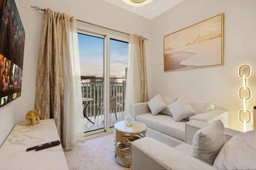 FIRST CLASS 1BR Cozy Luxury Retreat in Damac Hills 2