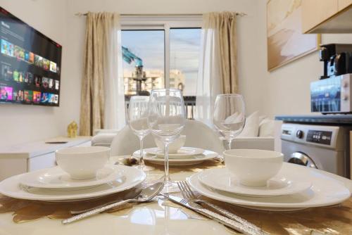 FIRST CLASS 1BR Cozy Luxury Retreat in Damac Hills 2