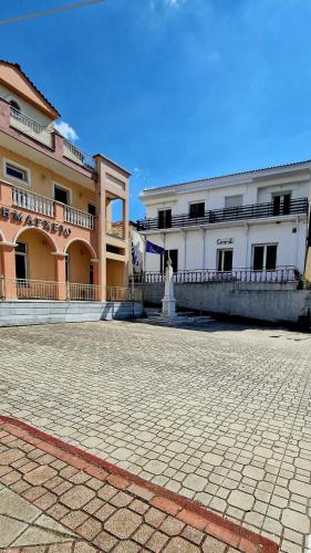Exterior view, Xilagani Central House in Platanitis Maronia