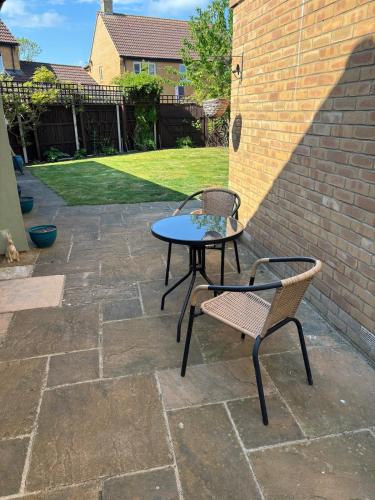 Cosy self-contained garden apartment in Longstanton