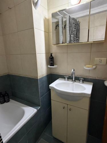 Departamento caseros - image 4