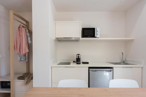 Rainbow Apartments Room Type - Junior Double Suite
