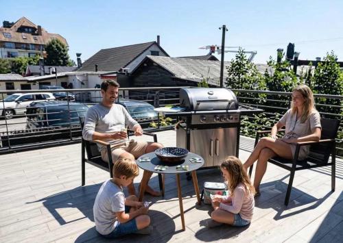 HOM I Piscina temperada, Estacionamiento, Terraza con Parrilla, WiFi, Calefacción central