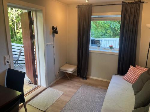 Simple, affordable apartment with good public transportation in Bjerke