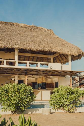 Casa Aldea Lula - A la orilla del mar