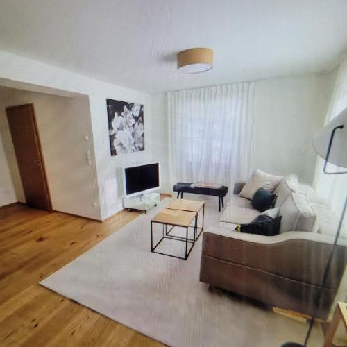 Quiet property in Morzine with panoramic views