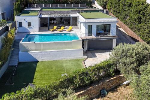 Villa Azur - Heated pool