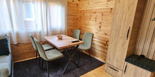 Apartmani Korijeni-Most na Tari in Durdevica Tara